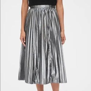 New Metallic Pleated Midi Skirt